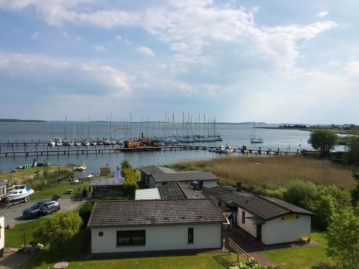 Ferienhaus Suedblick Am Yachthafen 布雷格 外观 照片